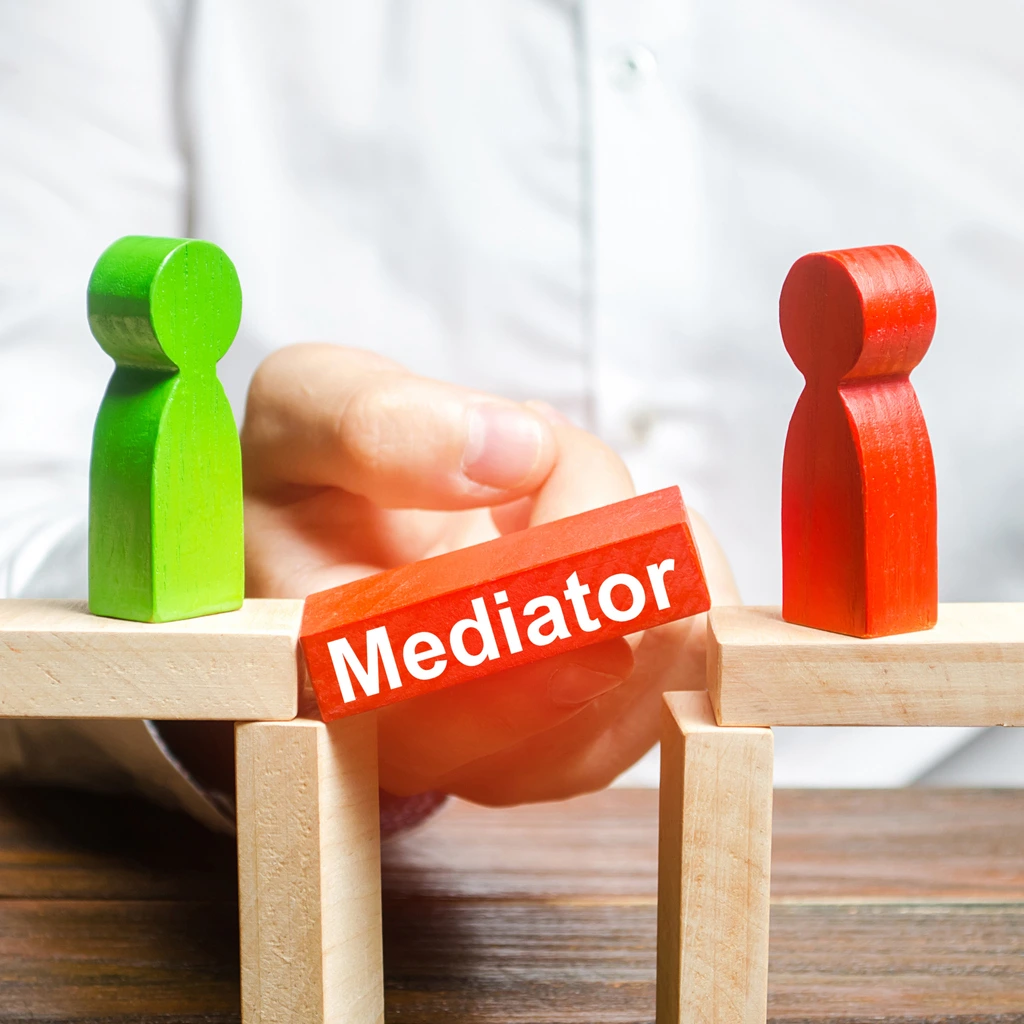 Mediator Serves